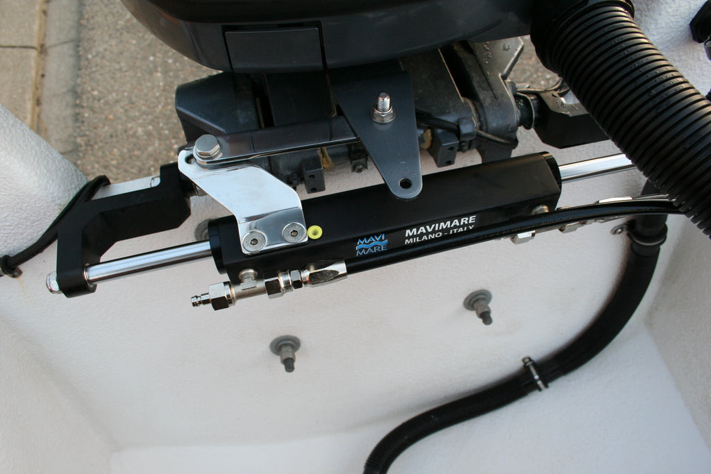Mavimare GF 150 BRT hydraulische besturing voor buitenboordmotoren t/m 150 PK - Outboard Outlet