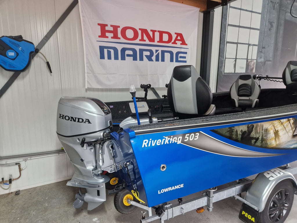Dreamfisher 503 RiverKing met Honda 40/60 pk knuppelbesturing montage