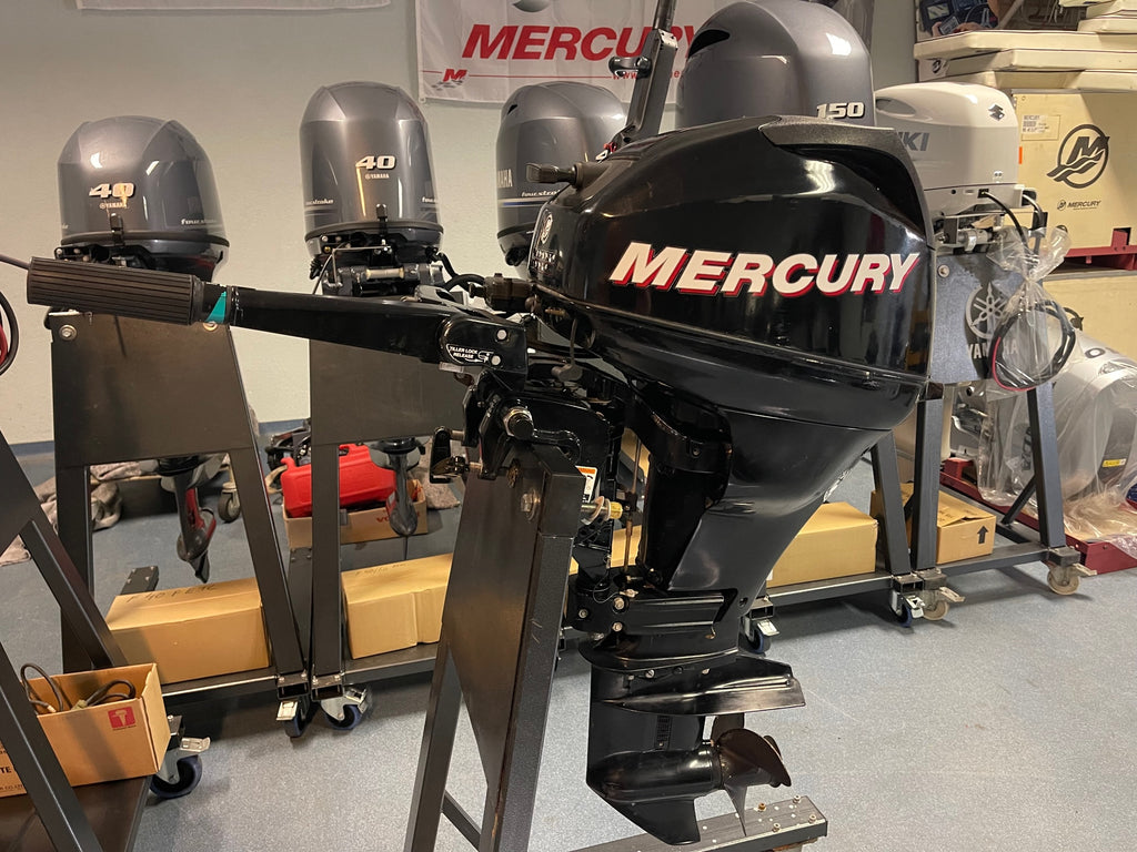 Mercury 20 pk  4 takt kortstaart motor met knuppel bediening - 1 jaar garantie - Outboard Outlet