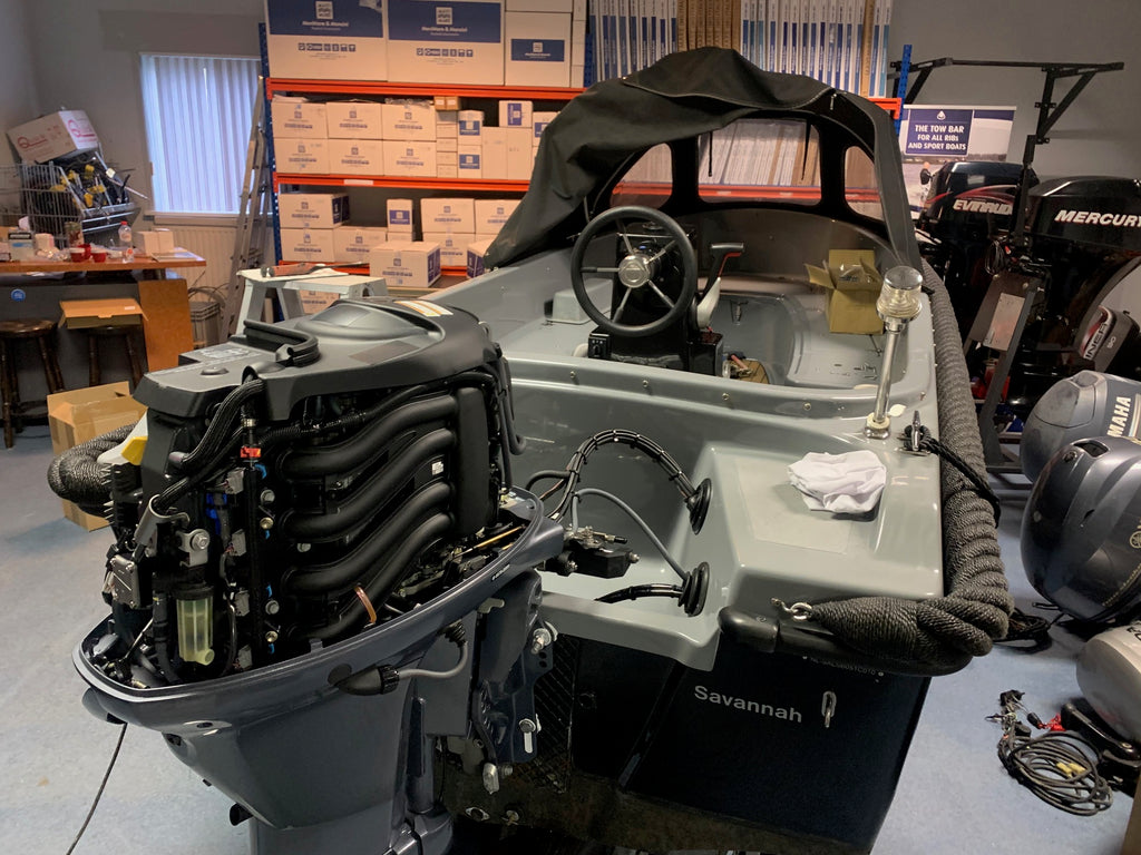 Montage Yamaha 40 / 60 pk aan een Sunrise 430 boot