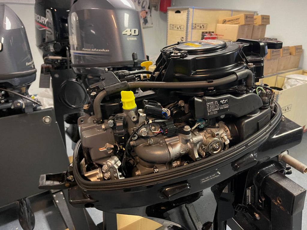 Suzuki 9.9 / 20 pk 4 takt EFI injectie motor met afstandsbediening bj 2020 - Outboard Outlet