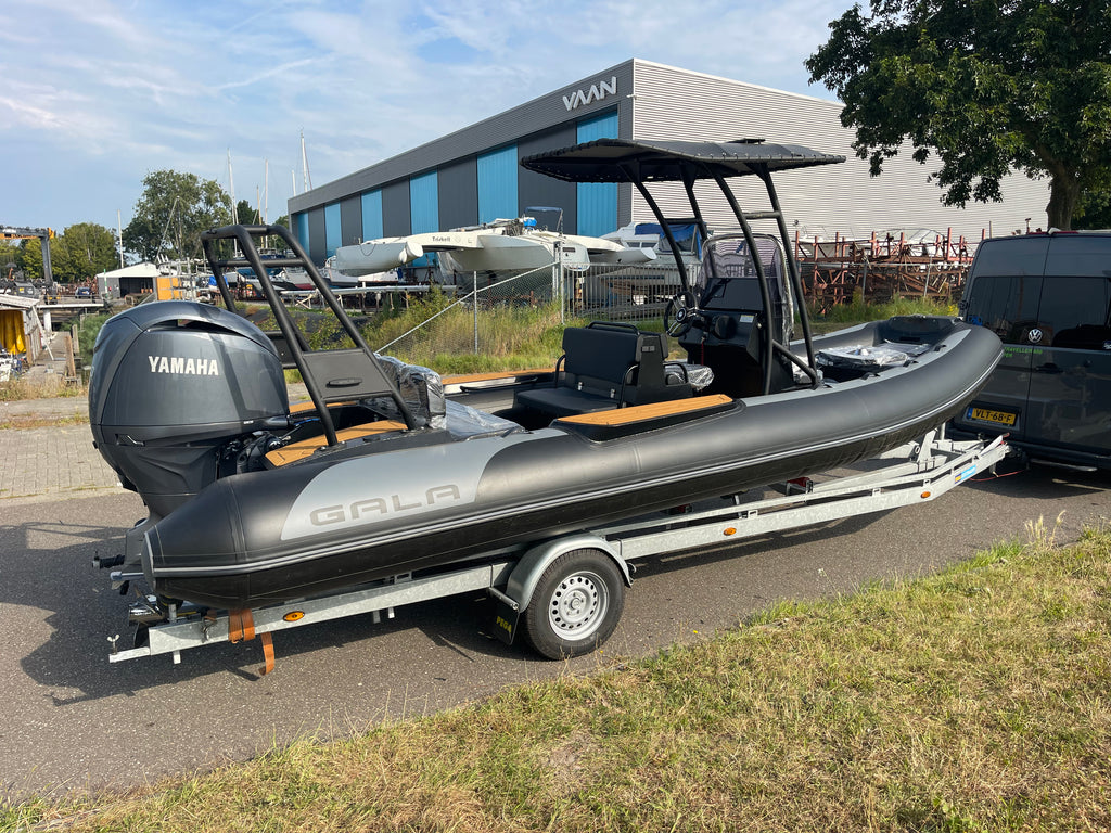 Nieuwe Gala Viking V650 ALUMINIUM rubberboot met nieuwe Yamaha F150XC - Outboard Outlet