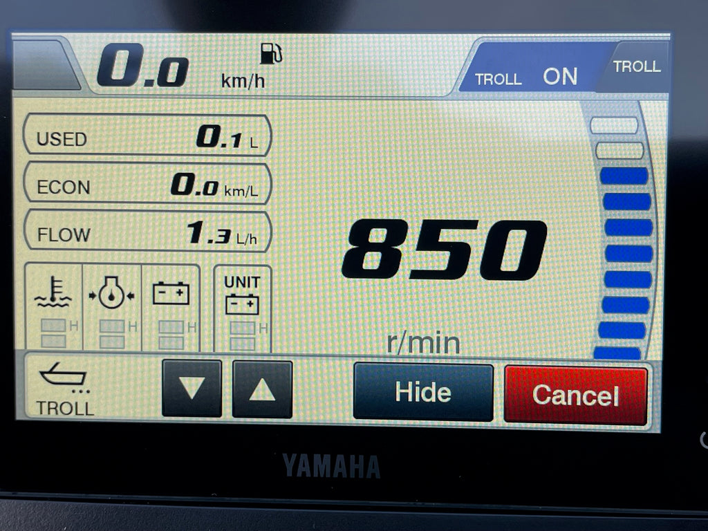 Yamaha CL5 touch-panel info scherm - Outboard Outlet