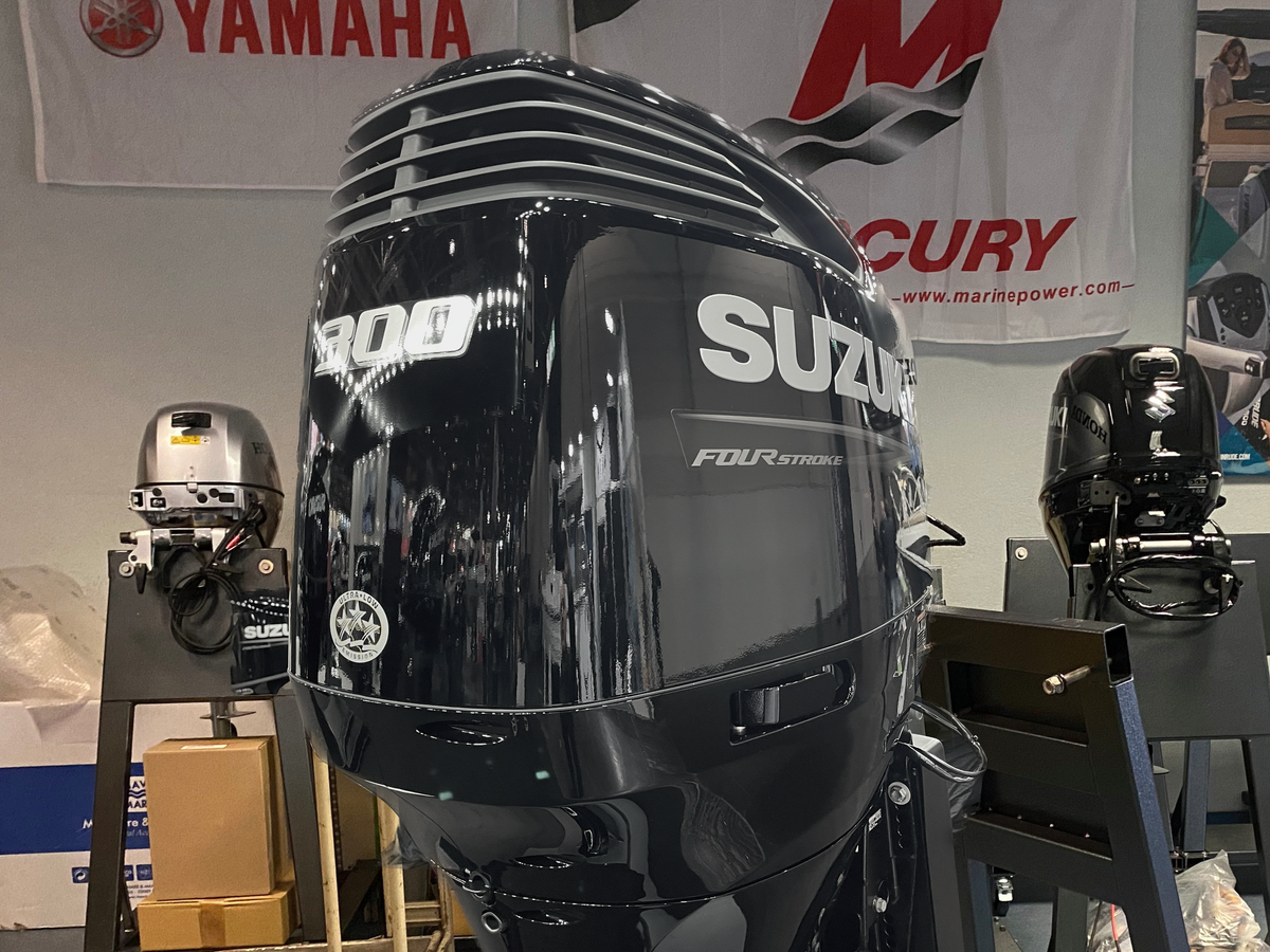 Suzuki 300 HP extra long shaft DF300 APX (including drive-by-wire cont ...